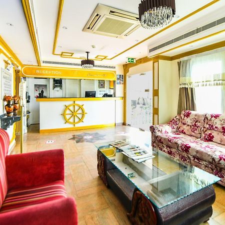 Oyo 137 Marina Hotel 무스카트 외부 사진