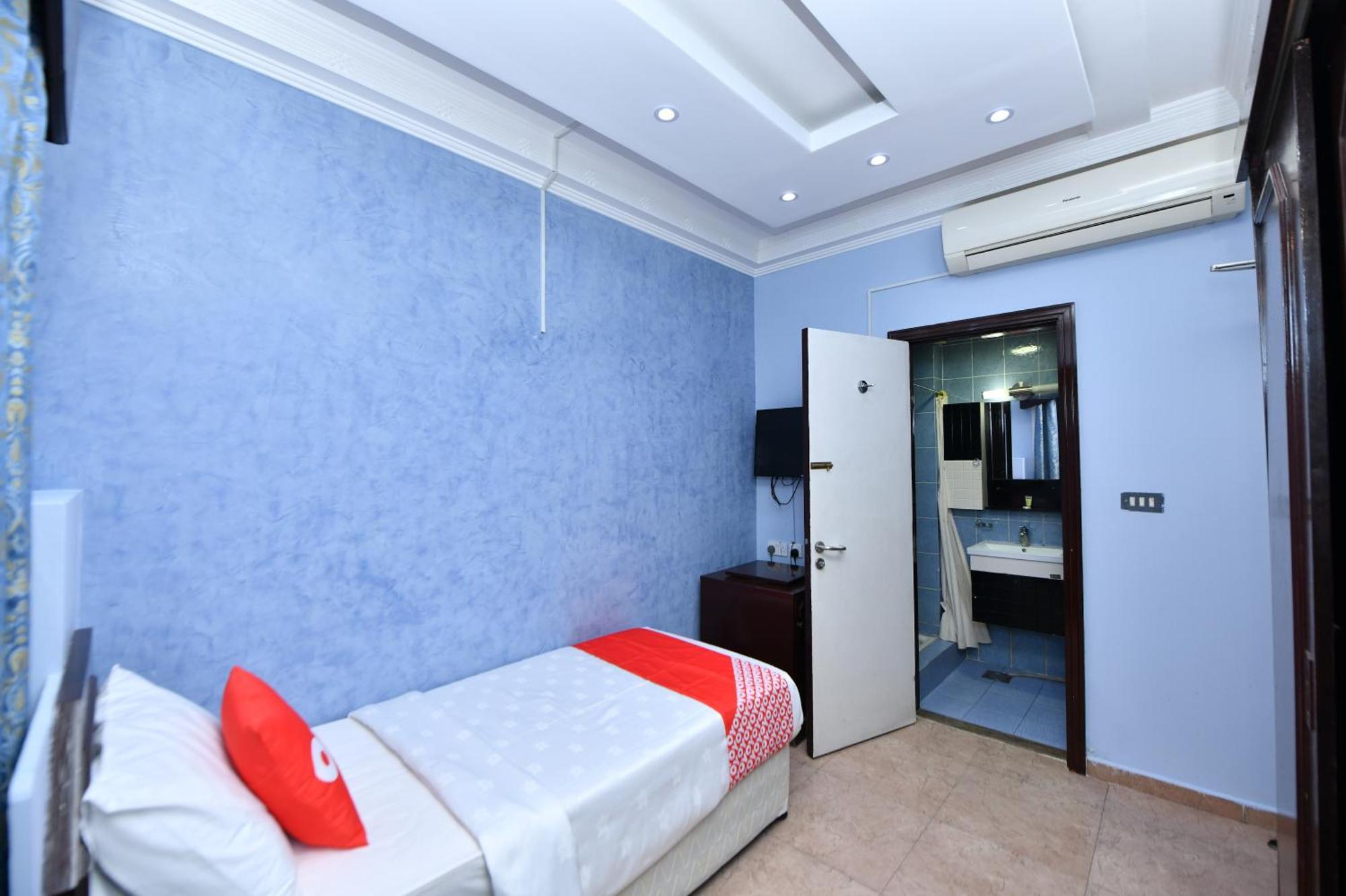 Oyo 137 Marina Hotel 무스카트 외부 사진
